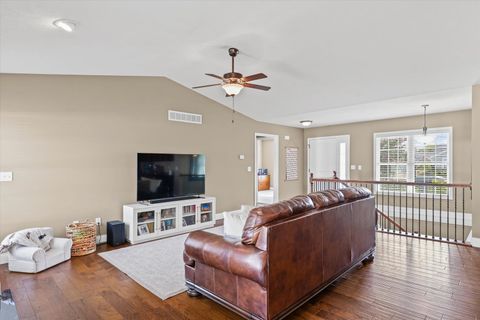 Tiny photo for 2022 Prairie Grass Lane, Mahomet, IL 61853 (MLS # 12493064)