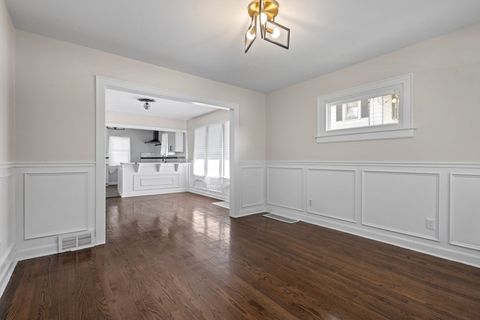 Tiny photo for 15661 State Street, South Holland, IL 60473 (MLS # 12474920)