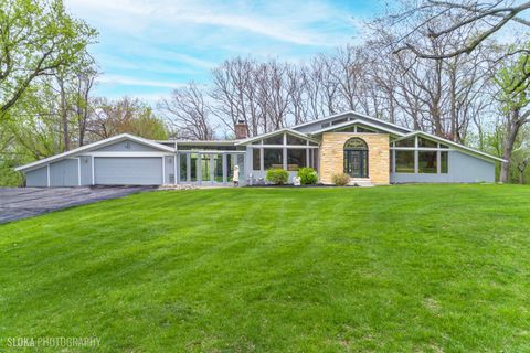 Tiny photo for 184 A River Road, Lake Barrington, IL 60010 (MLS # 12507794)