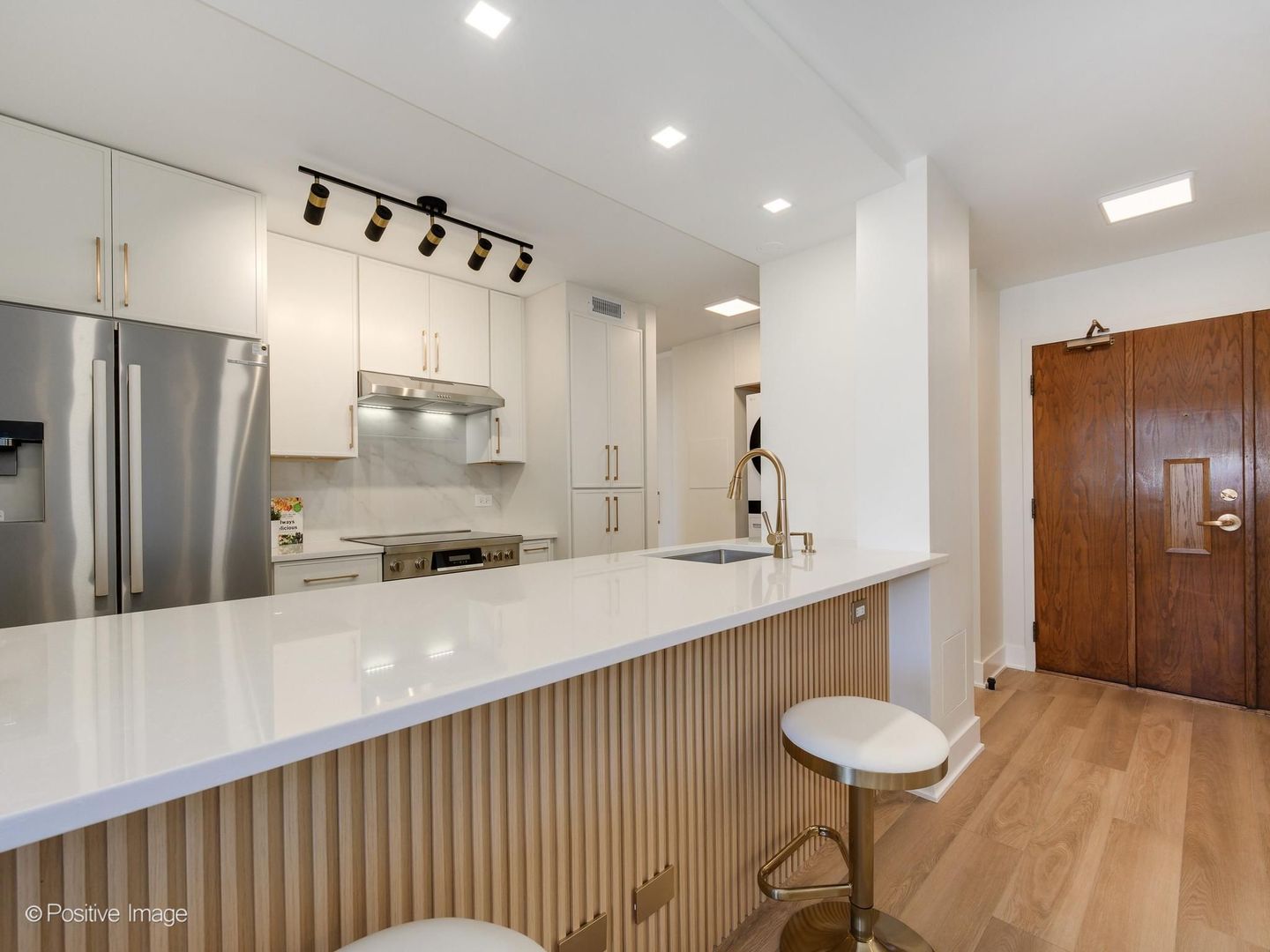 4170 N Marine Drive 24H