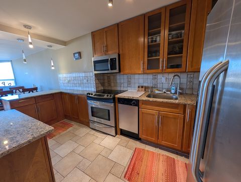 Tiny photo for 720 W Gordon Terrace #6K, Chicago, IL 60613 (MLS # 12622194)