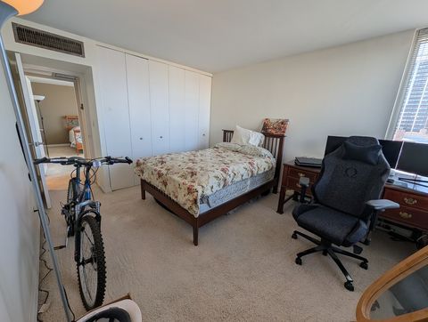 Tiny photo for 720 W Gordon Terrace #6K, Chicago, IL 60613 (MLS # 12622194)