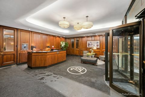 Tiny photo for 720 W Gordon Terrace #6K, Chicago, IL 60613 (MLS # 12622194)
