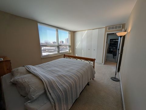 Tiny photo for 720 W Gordon Terrace #6K, Chicago, IL 60613 (MLS # 12622194)
