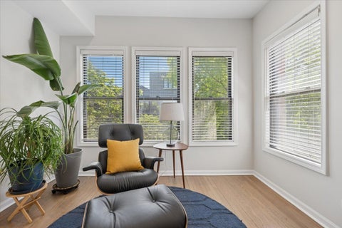 Tiny photo for 6348 N Magnolia Avenue #3, Chicago, IL 60660 (MLS # 12648865)