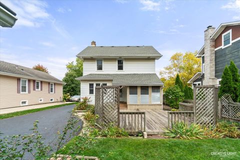 Tiny photo for 516 E Willow Avenue, Wheaton, IL 60187 (MLS # 12493565)