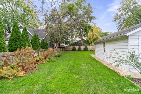 Tiny photo for 516 E Willow Avenue, Wheaton, IL 60187 (MLS # 12493565)