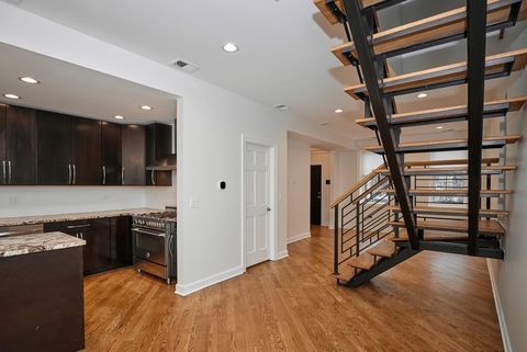 Tiny photo for 2044 W Race Avenue, Chicago, IL 60612 (MLS # 12556083)