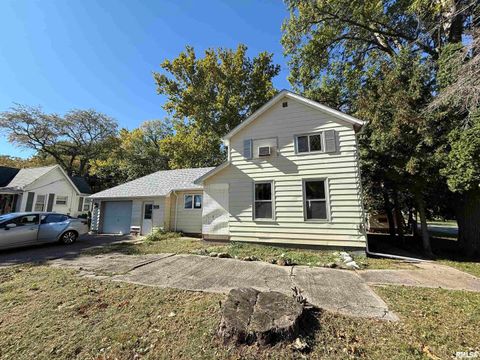 Photo of 315 N EAST Street, Cambridge, IL 61238 (MLS # QC4269180)