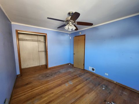 Tiny photo for 5711 S Mayfield Avenue, Chicago, IL 60638 (MLS # 12597286)