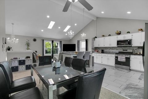 Tiny photo for 2080 Maplewood Circle, Naperville, IL 60563 (MLS # 12635395)