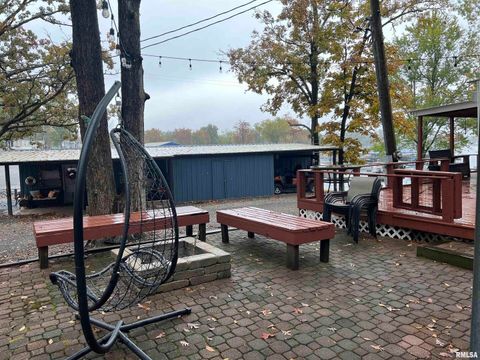 Tiny photo for 4 VICTORY Lane, Marion, IL 62959 (MLS # EB460286)