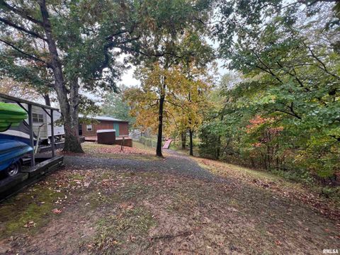 Tiny photo for 4 VICTORY Lane, Marion, IL 62959 (MLS # EB460286)