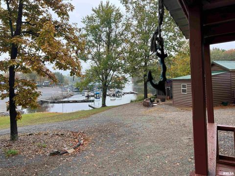 Tiny photo for 4 VICTORY Lane, Marion, IL 62959 (MLS # EB460286)