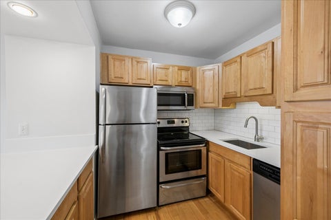 Tiny photo for 1255 N Sandburg Terrace #1508, Chicago, IL 60610 (MLS # 12739531)