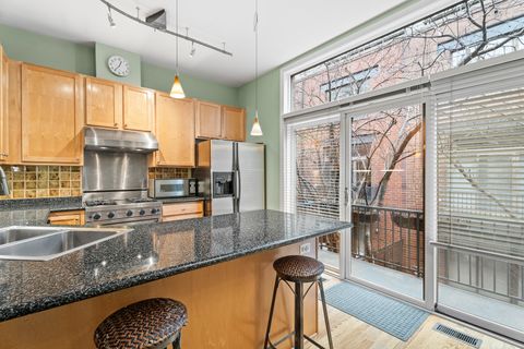 Tiny photo for 310 N Clinton Street #E, Chicago, IL 60661 (MLS # 12536834)