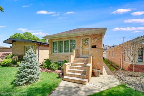 Photo of 5609 S Monitor Avenue, Chicago, IL 60638 (MLS # 12633566)