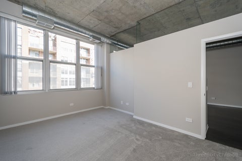 Tiny photo for 1000 W Adams Street #506, Chicago, IL 60607 (MLS # 12762231)