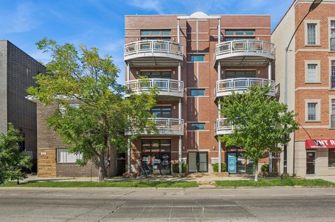 2250 W Foster Avenue 2E Chicago IL 60625
