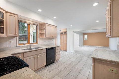 Tiny photo for 2297 Pontiac Circle, Naperville, IL 60565 (MLS # 12742077)