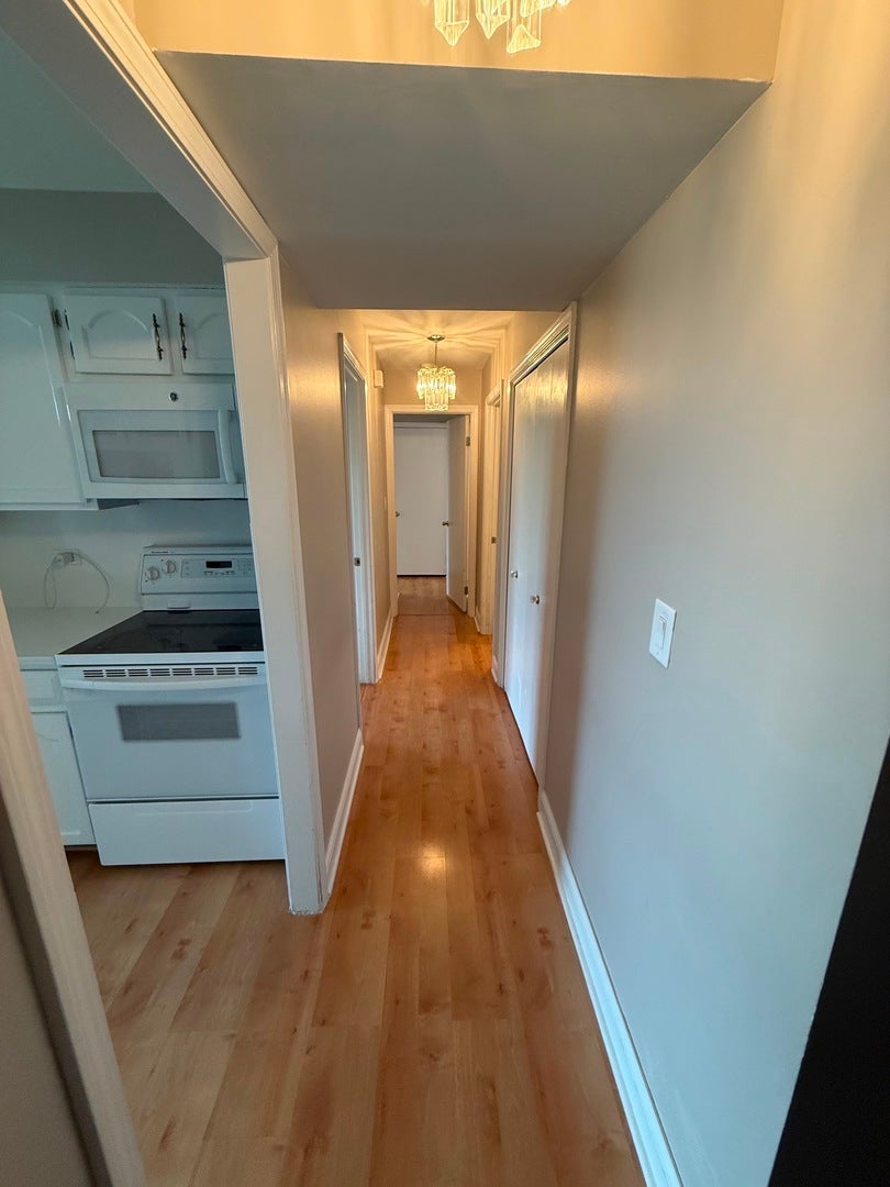 4601 W Touhy Avenue 506