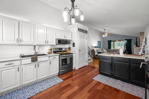 Tiny photo for 2343 46th Street Court, Rock Island, IL 61201 (MLS # 12747134)