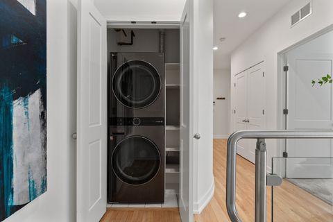 Tiny photo for 150 W Superior Street #1002, Chicago, IL 60654 (MLS # 12597474)