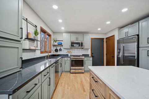 Tiny photo for 9620 Fox Shores Drive, Algonquin, IL 60102 (MLS # 12542594)