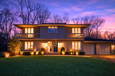 Tiny photo for 9620 Fox Shores Drive, Algonquin, IL 60102 (MLS # 12542594)