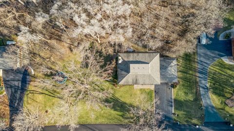 Tiny photo for 9620 Fox Shores Drive, Algonquin, IL 60102 (MLS # 12542594)