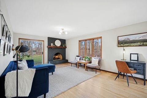 Tiny photo for 9620 Fox Shores Drive, Algonquin, IL 60102 (MLS # 12542594)