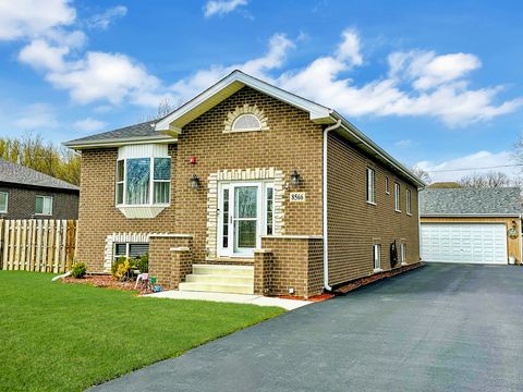 Photo of 8566 S 83rd Avenue, Hickory Hills, IL 60457 (MLS # 12616970)