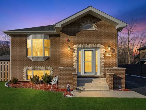 Tiny photo for 8566 S 83rd Avenue, Hickory Hills, IL 60457 (MLS # 12616970)