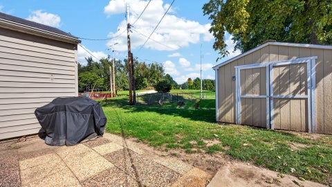 Tiny photo for 1121 N State Street, Bloomington, IL 61701 (MLS # 12770002)