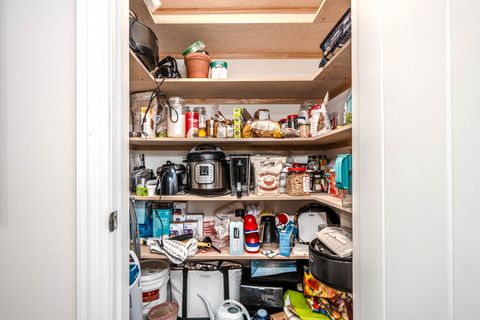 Tiny photo for 3024 W Newport Avenue, Chicago, IL 60618 (MLS # 12590314)