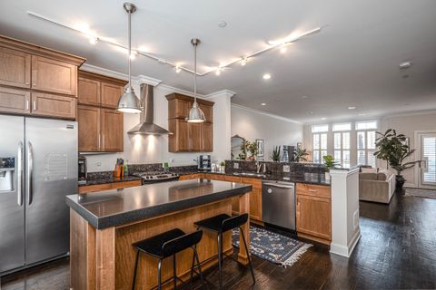 Tiny photo for 3024 W Newport Avenue, Chicago, IL 60618 (MLS # 12590314)