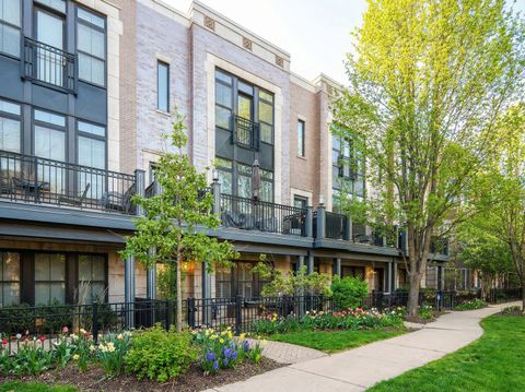 Tiny photo for 3024 W Newport Avenue, Chicago, IL 60618 (MLS # 12590314)
