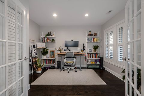 Tiny photo for 3024 W Newport Avenue, Chicago, IL 60618 (MLS # 12590314)