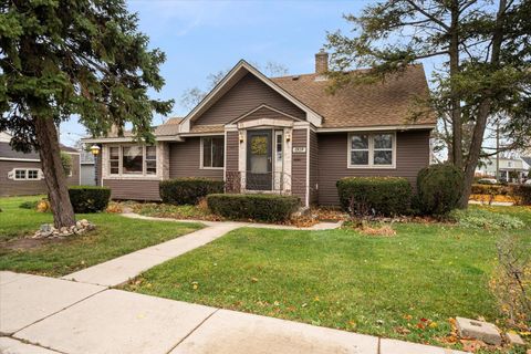 Photo of 2618 Hawthorne Street, Franklin Park, IL 60131 (MLS # 12513529)