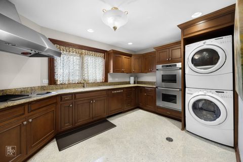 Tiny photo for 14800 108th Avenue, Orland Park, IL 60467 (MLS # 12596363)