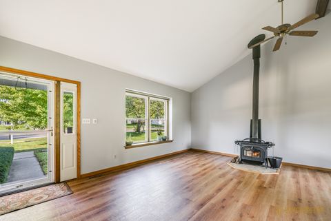 Tiny photo for 316 S Cross Trail, McHenry, IL 60050 (MLS # 12471283)