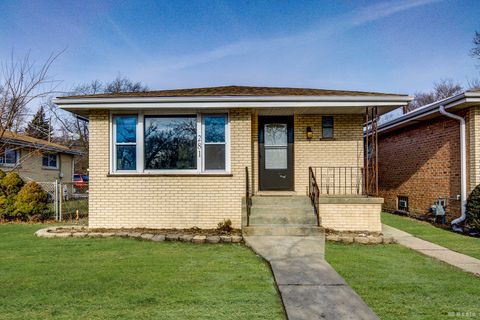 Photo of 281 E 163rd Street, Harvey, IL 60426 (MLS # 12534187)