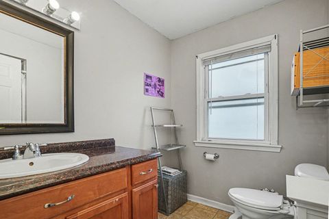 Tiny photo for 260 Beckwith Street, Aurora, IL 60505 (MLS # 12558441)