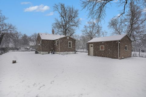 Tiny photo for 260 Beckwith Street, Aurora, IL 60505 (MLS # 12558441)