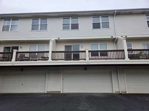 Tiny photo for 728 River Walk Drive, Wheeling, IL 60090 (MLS # 12497545)