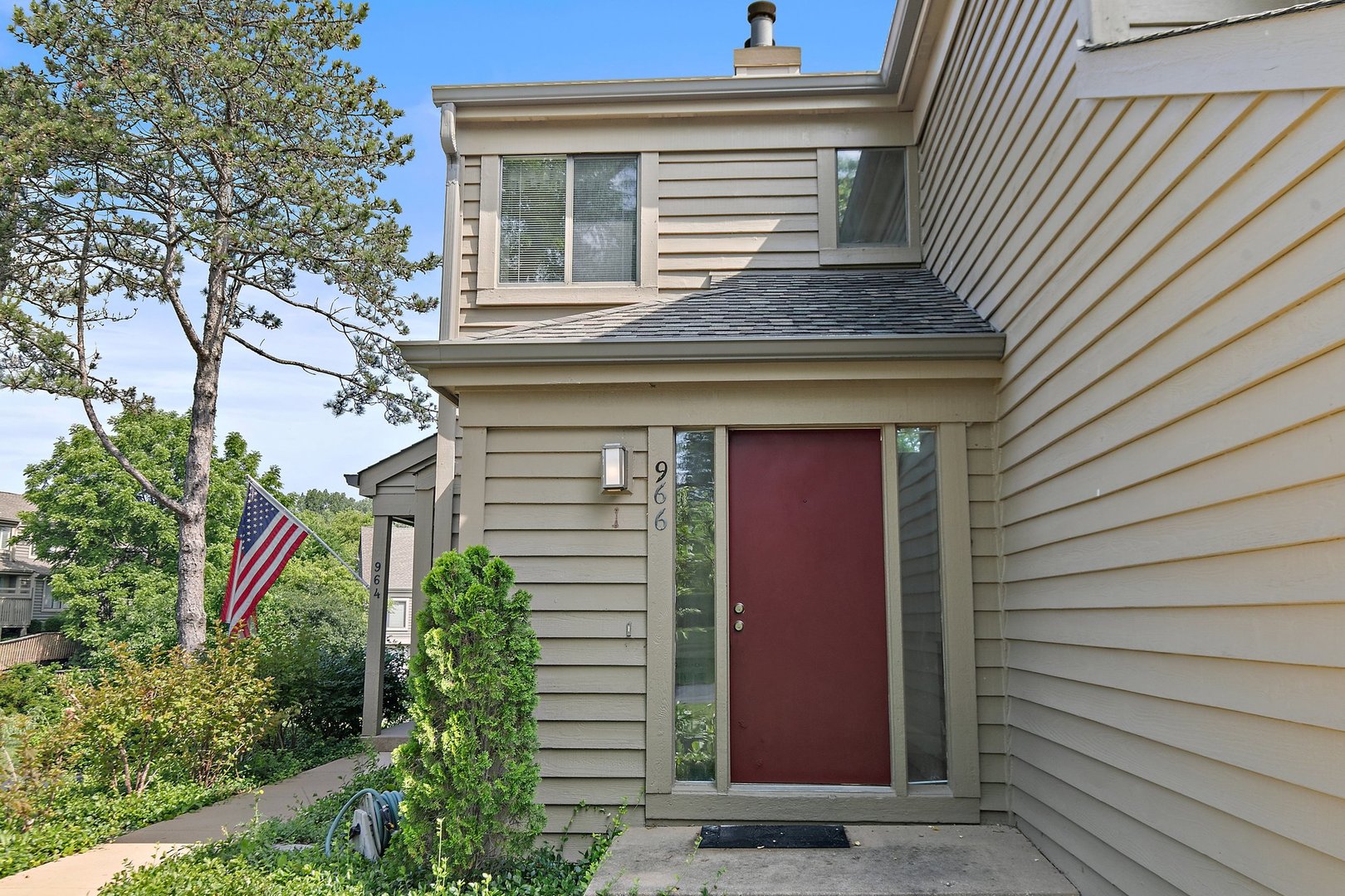 966 Shoreline Road 0