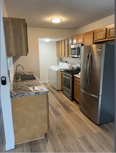 238 W Chippewa Court D