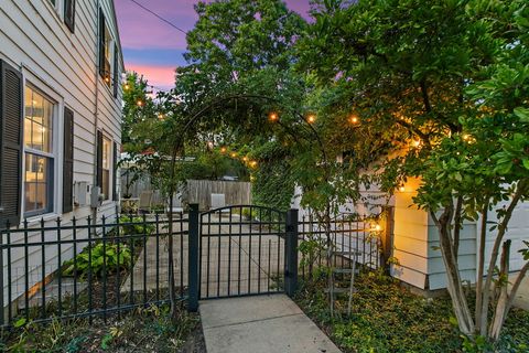 Tiny photo for 420 Gray Street, St. Charles, IL 60174 (MLS # 12472716)