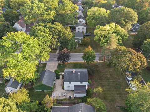 Tiny photo for 420 Gray Street, St. Charles, IL 60174 (MLS # 12472716)