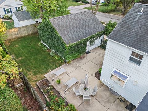 Tiny photo for 420 Gray Street, St. Charles, IL 60174 (MLS # 12472716)